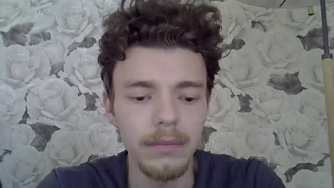 julian_velvet online show from June 2, 2026, 9:44 am