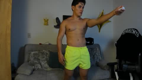 julian_wallace online show from January 13, 2026, 11:10 pm