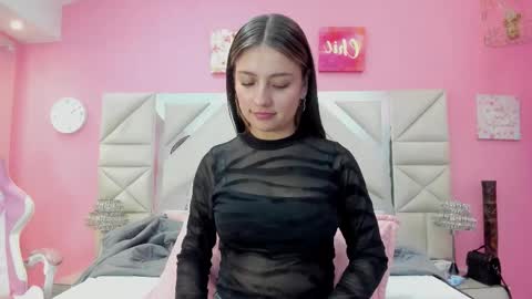 juliana_diamond_ online show from March 30, 2026, 8:21 pm