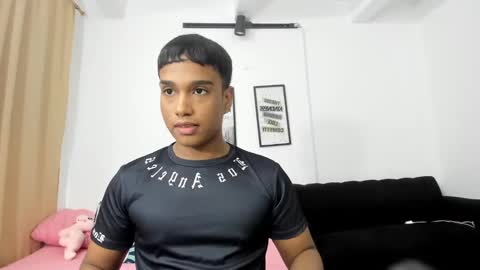 Juliann online show from October 6, 2025, 1:52 pm