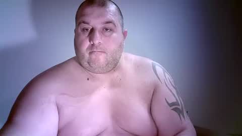 Snapshot of julianoparno chatting on December 5, 2025, 3:15 am Juliano online show from December 5, 2025, 3:15 am