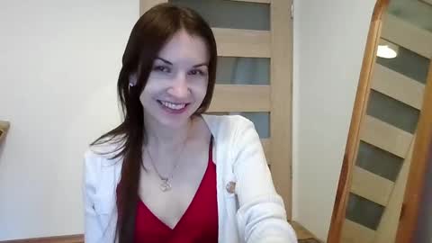 Julia online show from June 1, 2026, 2:19 pm