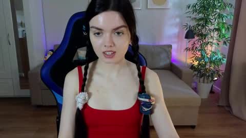 Julia online show from May 10, 2026, 7:24 am