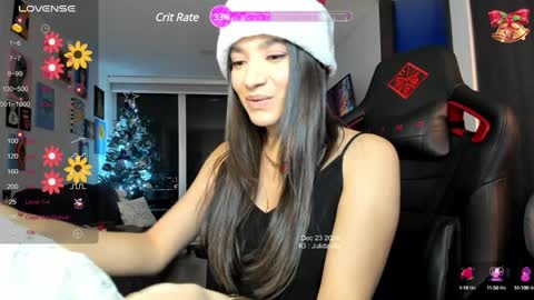 Snapshot of julidavila chatting on December 25, 2024, 4:22 am Jeimy Help me to reach 100 thumbs up online show from December 25, 2024, 4:22 am