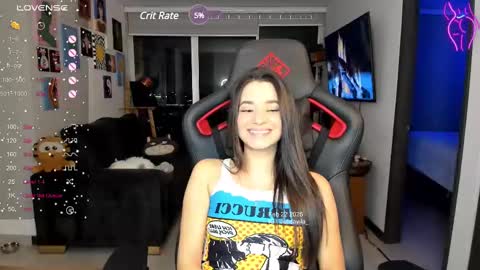 Snapshot of julidavila chatting on February 23, 2025, 4:17 am Jeimy Help me to reach 100 thumbs up online show from February 23, 2025, 4:17 am