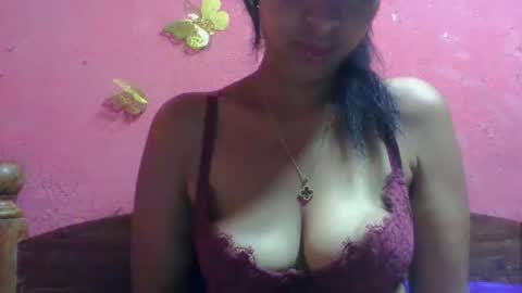 Snapshot of julie0612 chatting on November 29, 2025, 6:11 pm julie0612 online show from November 29, 2025, 6:11 pm