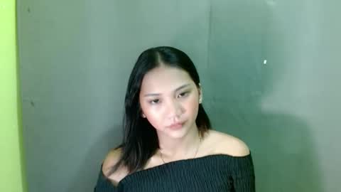 julie  online show from December 14, 2025, 2:28 am