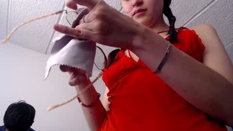 Snapshot of julie_autmn_ chatting on January 12, 2025, 6:59 pm yules online show from January 12, 2025, 6:59 pm