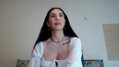 Snapshot of julie_queenxx chatting on February 11, 2026, 7:13 am julie_queenxx online show from February 11, 2026, 7:13 am