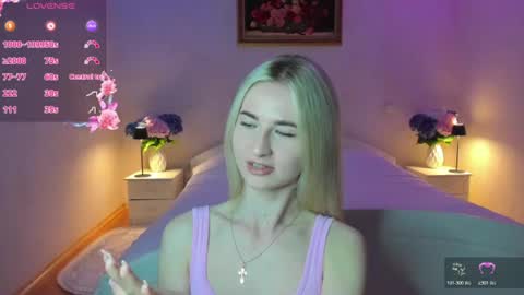 julieblazex online show from June 14, 2026, 8:22 pm