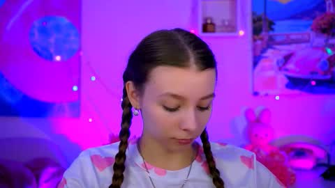 Snapshot of juliedaniel chatting on October 26, 2025, 4:29 am juliedaniel online show from October 26, 2025, 4:29 am