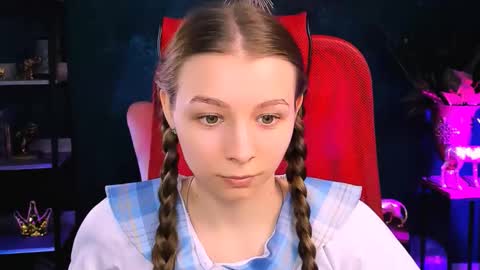 Snapshot of juliedaniel chatting on November 11, 2025, 4:45 am juliedaniel online show from November 11, 2025, 4:45 am