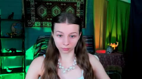 Snapshot of juliedaniel chatting on November 13, 2025, 8:13 am juliedaniel online show from November 13, 2025, 8:13 am