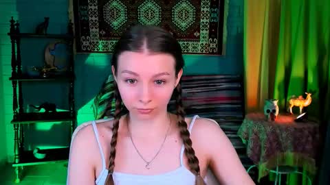 Snapshot of juliedaniel chatting on December 2, 2025, 4:18 am juliedaniel online show from December 2, 2025, 4:18 am