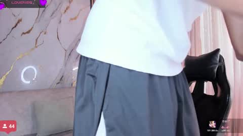 Julien online show from October 29, 2025, 12:29 pm