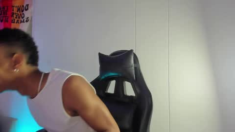 Julien online show from May 16, 2026, 11:53 am