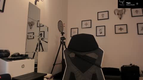 juliet_sourire online show from January 25, 2025, 6:12 am