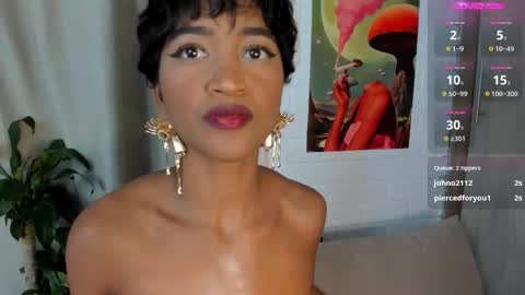 Snapshot of julieta__cooper chatting on January 17, 2026, 12:37 am Juli online show from January 17, 2026, 12:37 am