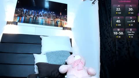 Julieta  online show from October 20, 2025, 10:59 am