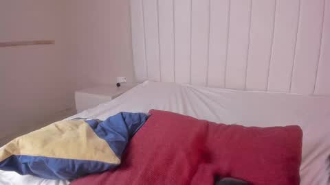 Julieta  IG juietaflower06 online show from February 22, 2025, 3:03 pm