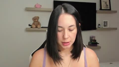 Snapshot of julieta_harris_1 chatting on October 19, 2025, 11:38 pm JULIETA HARRIS online show from October 19, 2025, 11:38 pm