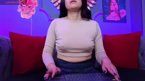  Julieta  online show from January 27, 2025, 12:05 pm