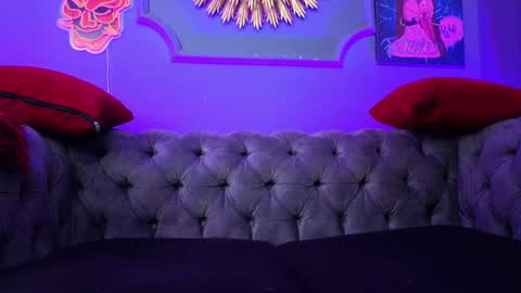  Julieta  online show from February 8, 2025, 11:33 am