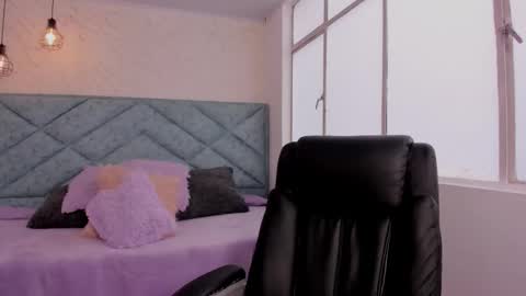 Julieta  online show from October 3, 2025, 12:35 pm