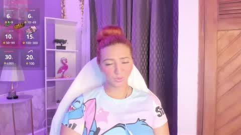 Snapshot of julietacollins_ chatting on December 12, 2024, 2:48 am Juliet online show from December 12, 2024, 2:48 am