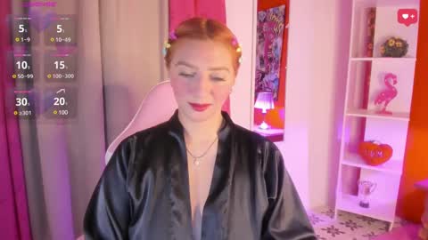 Snapshot of julietacollins_ chatting on February 25, 2025, 2:03 am Juliet online show from February 25, 2025, 2:03 am