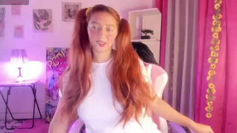 Snapshot of julietacollinss chatting on June 28, 2026, 3:40 pm Julieta online show from June 28, 2026, 3:40 pm