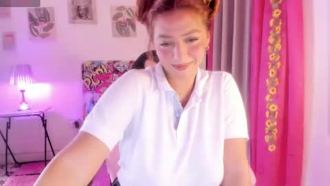 Snapshot of julietacollinss chatting on July 25, 2026, 6:16 pm Julieta online show from July 25, 2026, 6:16 pm
