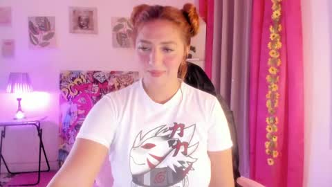 Snapshot of julietacollinss chatting on July 28, 2026, 6:53 pm Julieta online show from July 28, 2026, 6:53 pm