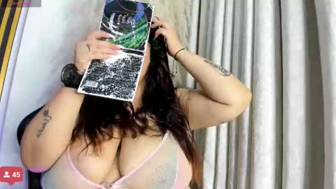 Snapshot of julietakane chatting on November 14, 2025, 4:33 am julietakane online show from November 14, 2025, 4:33 am