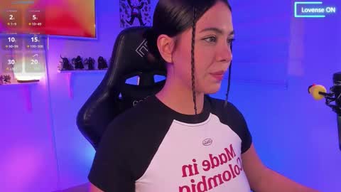 Snapshot of julietariverss chatting on February 14, 2026, 7:27 am Julieta online show from February 14, 2026, 7:27 am