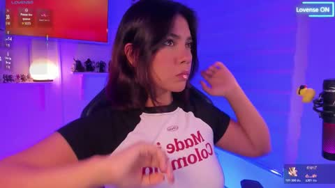 Snapshot of julietariverss chatting on February 20, 2026, 1:24 am Julieta online show from February 20, 2026, 1:24 am