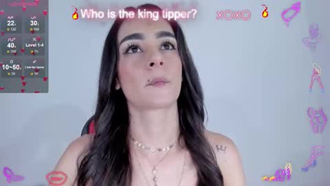 Snapshot of julietaserafelle chatting on March 1, 2026, 10:45 pm serafelle online show from March 1, 2026, 10:45 pm