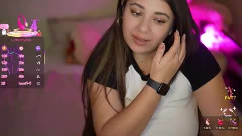 J U L I E T online show from November 4, 2025, 2:27 pm