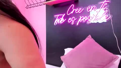 Snapshot of juliethcruz chatting on November 30, 2025, 1:37 pm online show from November 30, 2025, 1:37 pm