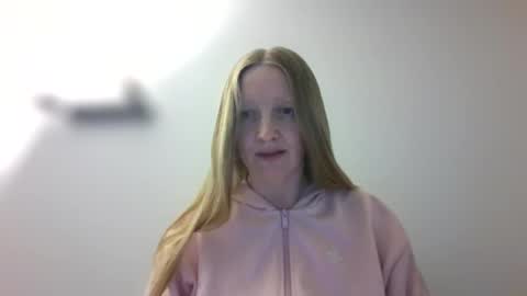Snapshot of julietka chatting on May 31, 2026, 8:54 am julietka online show from May 31, 2026, 8:54 am