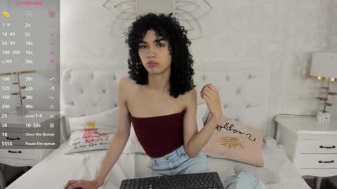 Snapshot of julietta___ chatting on March 30, 2026, 1:01 pm julietta online show from March 30, 2026, 1:01 pm