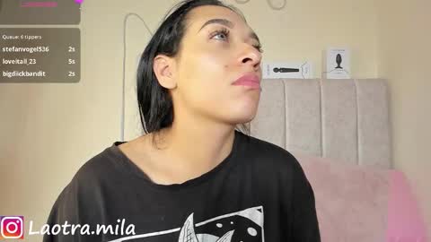 IG mila delux online show from November 18, 2025, 1:55 am