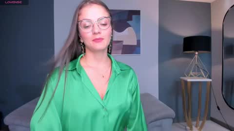 Snapshot of juliettabasset chatting on February 23, 2025, 2:57 pm JULIETTA online show from February 23, 2025, 2:57 pm