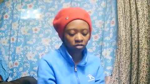 juliette9794 online show from September 23, 2025, 2:47 am