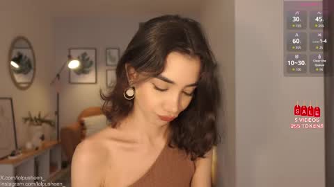Snapshot of juliette_dee chatting on October 5, 2025, 7:23 pm Juliette Dee online show from October 5, 2025, 7:23 pm