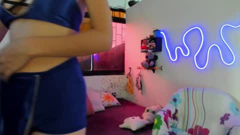 juliette online show from October 27, 2025, 5:28 pm