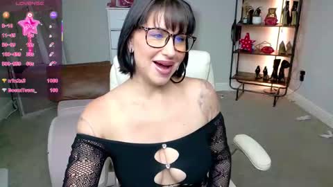 Snapshot of juliewets chatting on February 26, 2026, 3:55 pm Julie online show from February 26, 2026, 3:55 pm