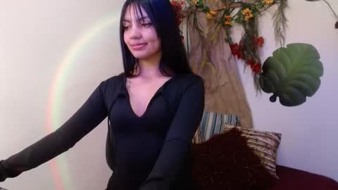 Snapshot of juliieth_miller chatting on December 5, 2024, 11:49 am Juliieth Miller online show from December 5, 2024, 11:49 am