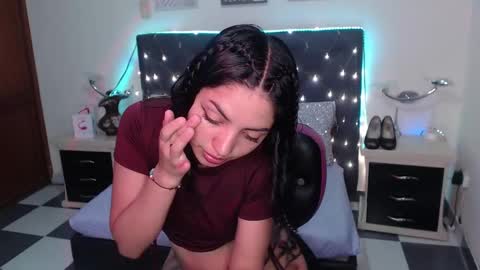 Snapshot of juliieth_miller chatting on December 21, 2024, 3:14 am Juliieth Miller online show from December 21, 2024, 3:14 am