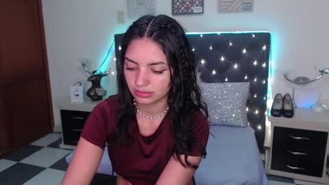 Snapshot of juliieth_miller chatting on December 21, 2024, 9:23 am Juliieth Miller online show from December 21, 2024, 9:23 am
